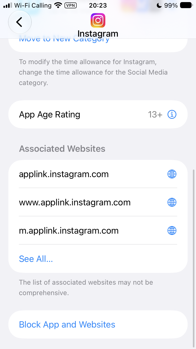 The block button at the bottom of the app page